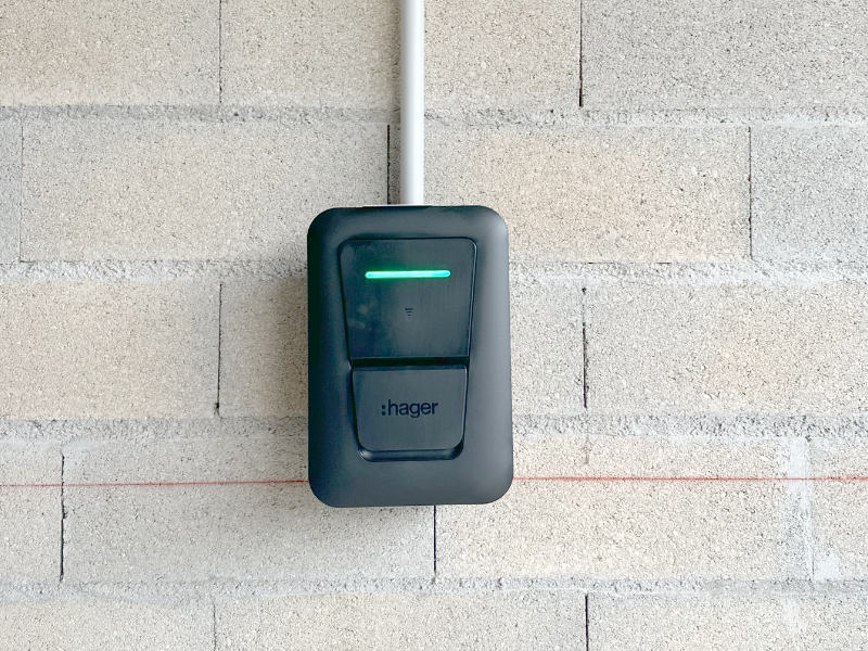 Installation borne de recharge pour voiture électrique à Dijon